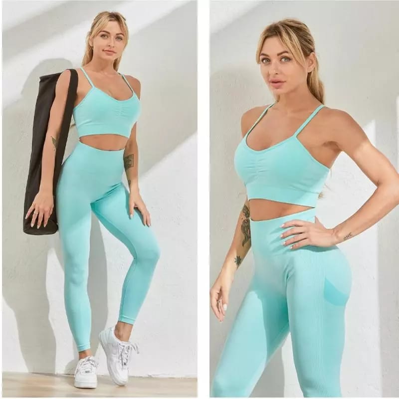 Conjunto Deportivo Lycra Leggings Push Up + Crop Top Celeste Ref 5055 - Imagen 3