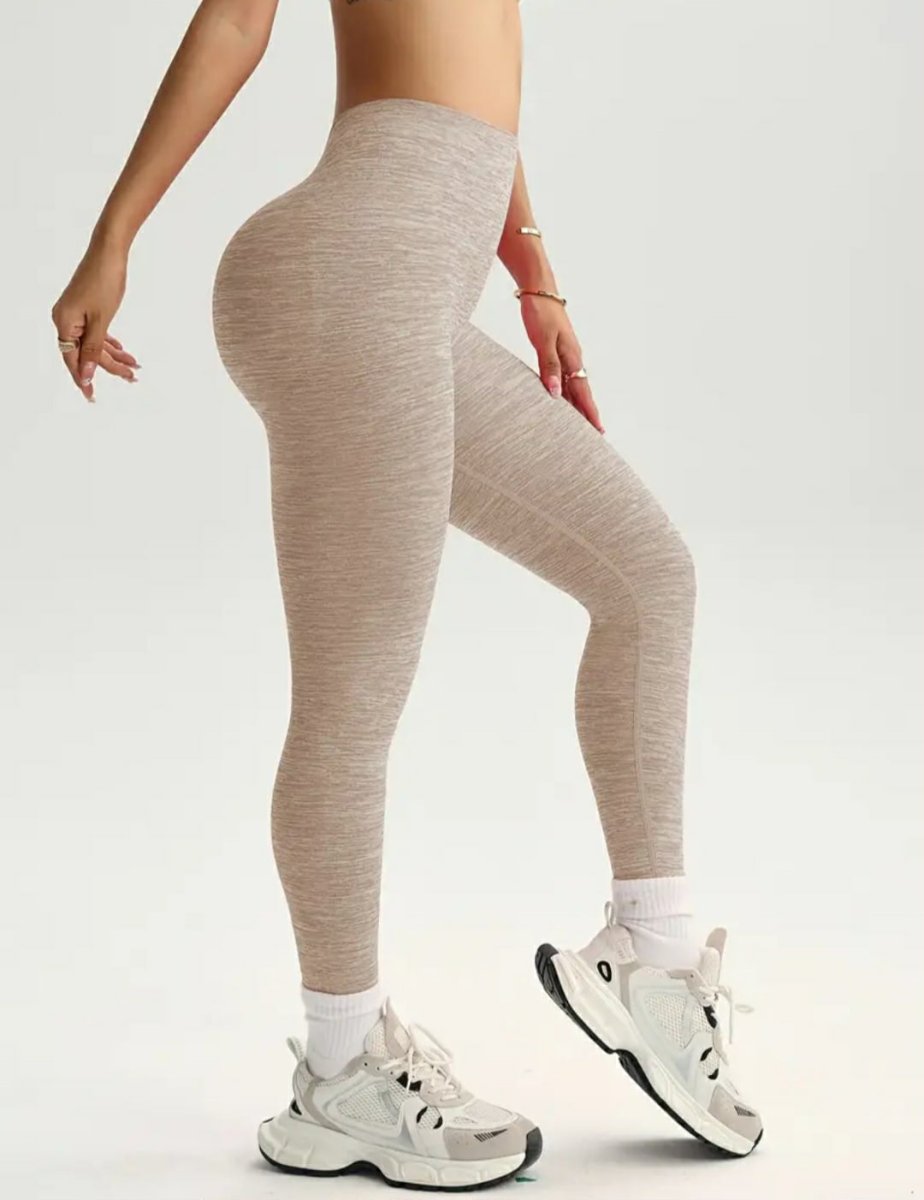 Lycra leggings Deportivo Push Up Tiro Bajo En V – Caqui Ref. 1435 - Imagen 4